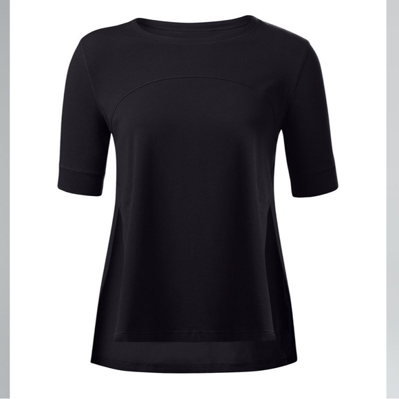 lululemon athletica Tops - Lululemon like new Dash to Class short sleeve top